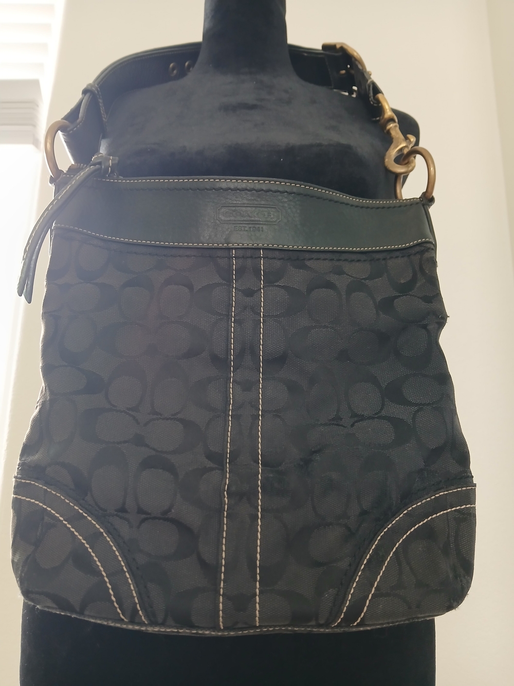 Coach Vintage Black Signature Canvas Convertible Crossbody Hobo 10403